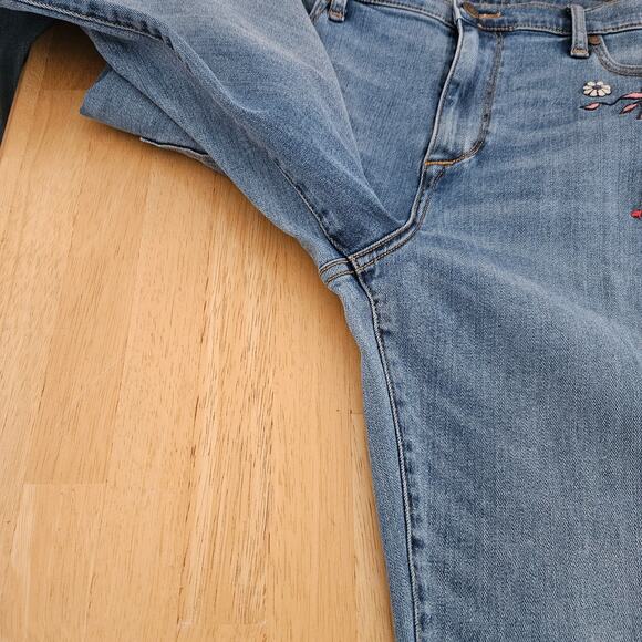 Johnny Was Dallah Embroidered Floral Mid-Rise Skinny Jeans Size 30 EUC - Picture 11 of 11